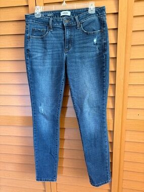 Sonoma Women's Skinny Jeans in Dark Blue Wash